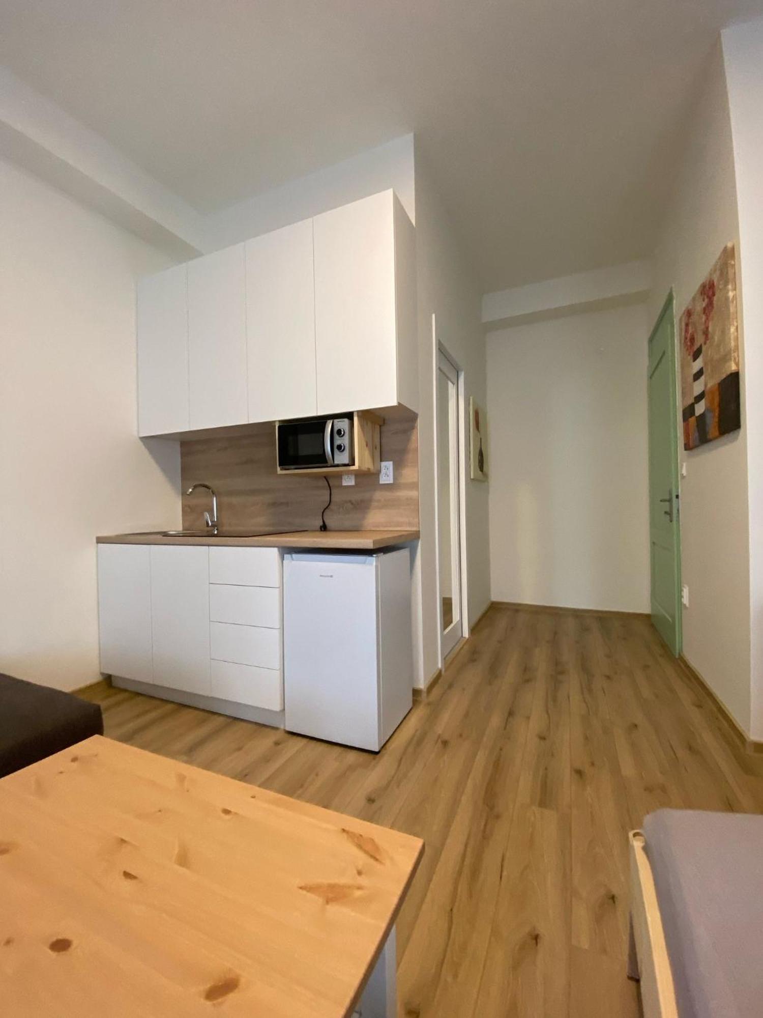 Garsoniera Ostrava City Centr, Na Hradbach 118 Ngoại thất bức ảnh