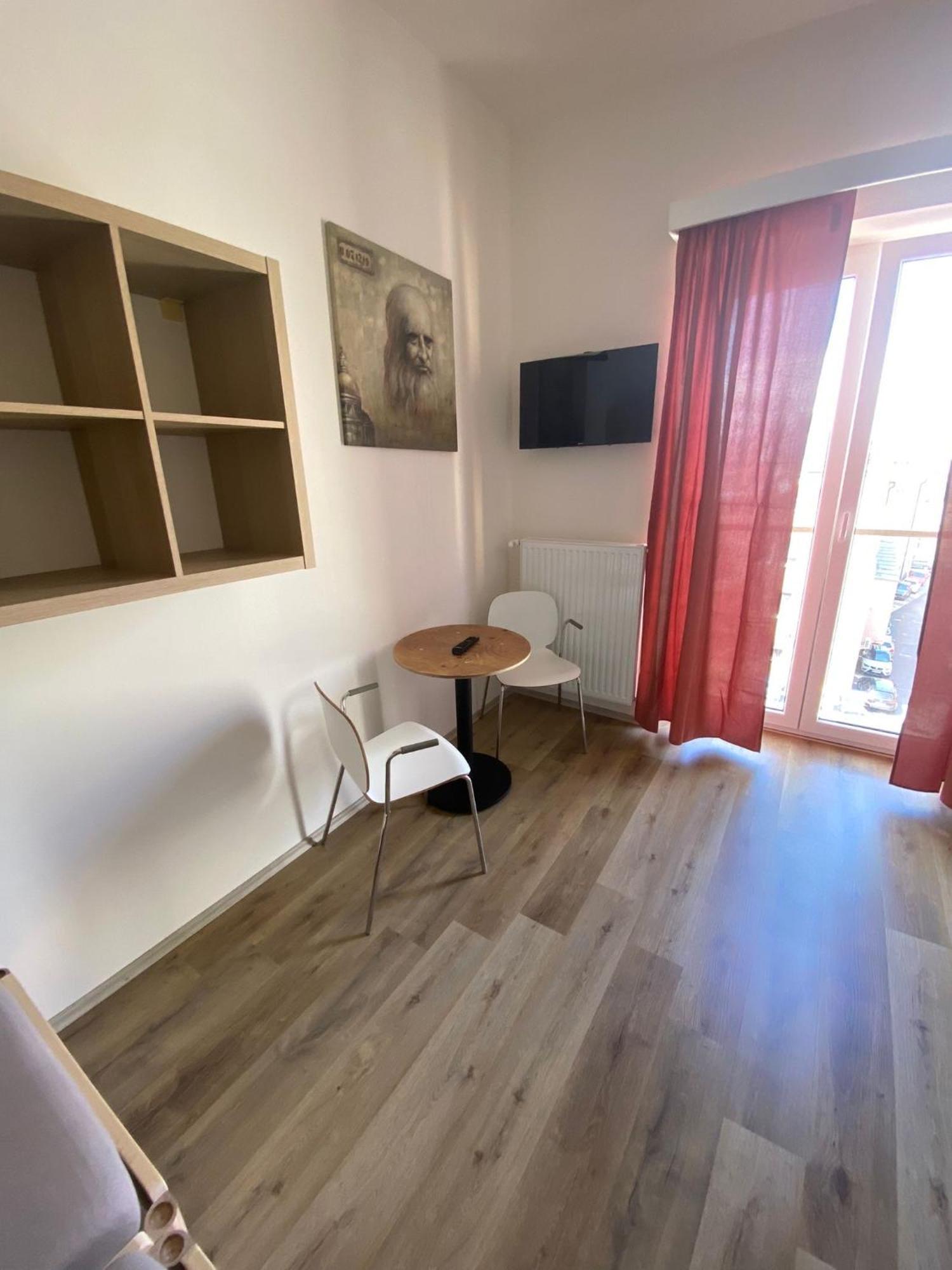 Garsoniera Ostrava City Centr, Na Hradbach 118 Ngoại thất bức ảnh