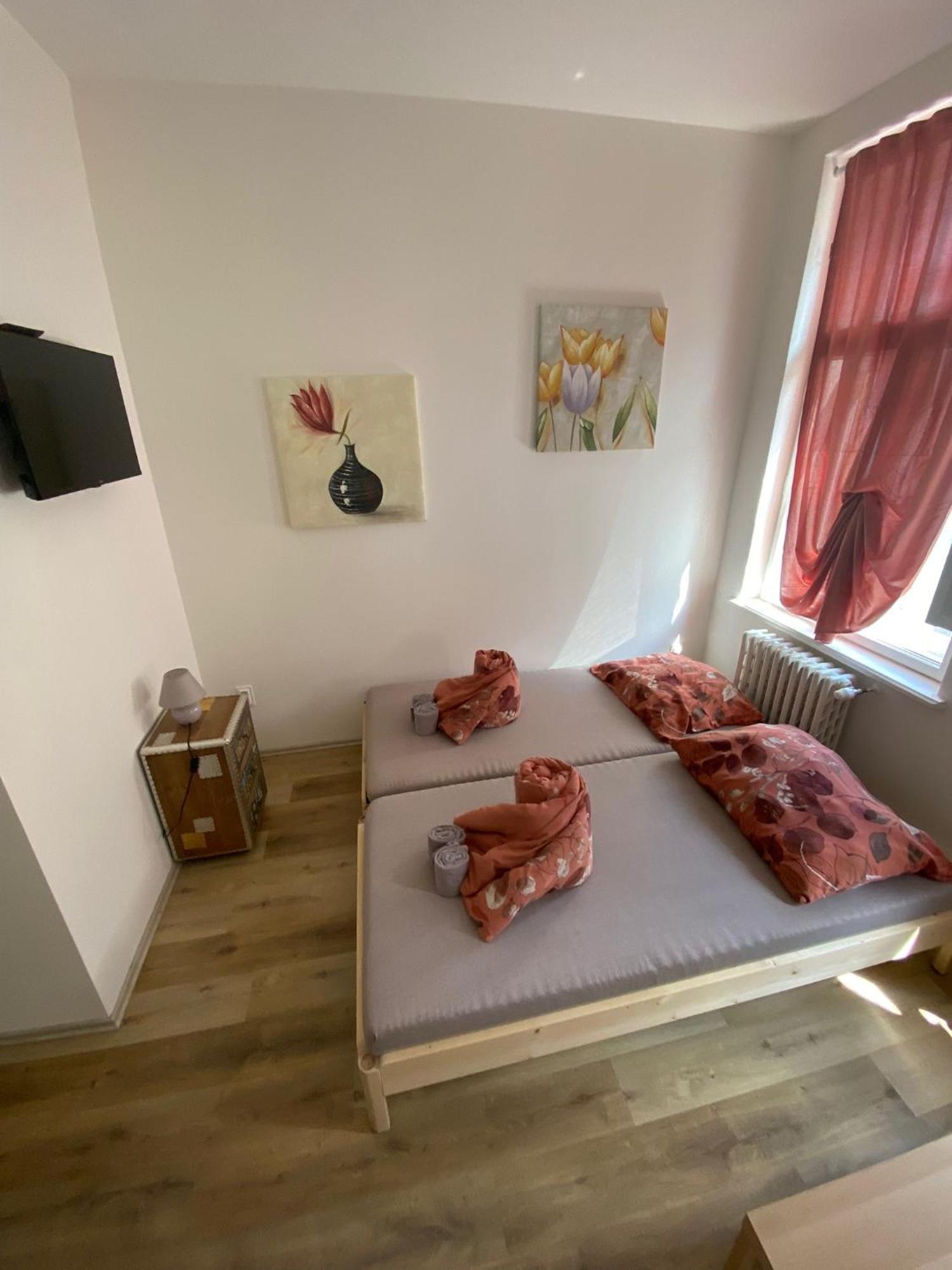 Garsoniera Ostrava City Centr, Na Hradbach 118 Ngoại thất bức ảnh